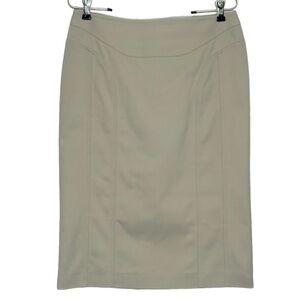 Burberry Beautiful Sleek Careerwear Knee Length Pencil Skirt Oatmeal Ivory 44EU